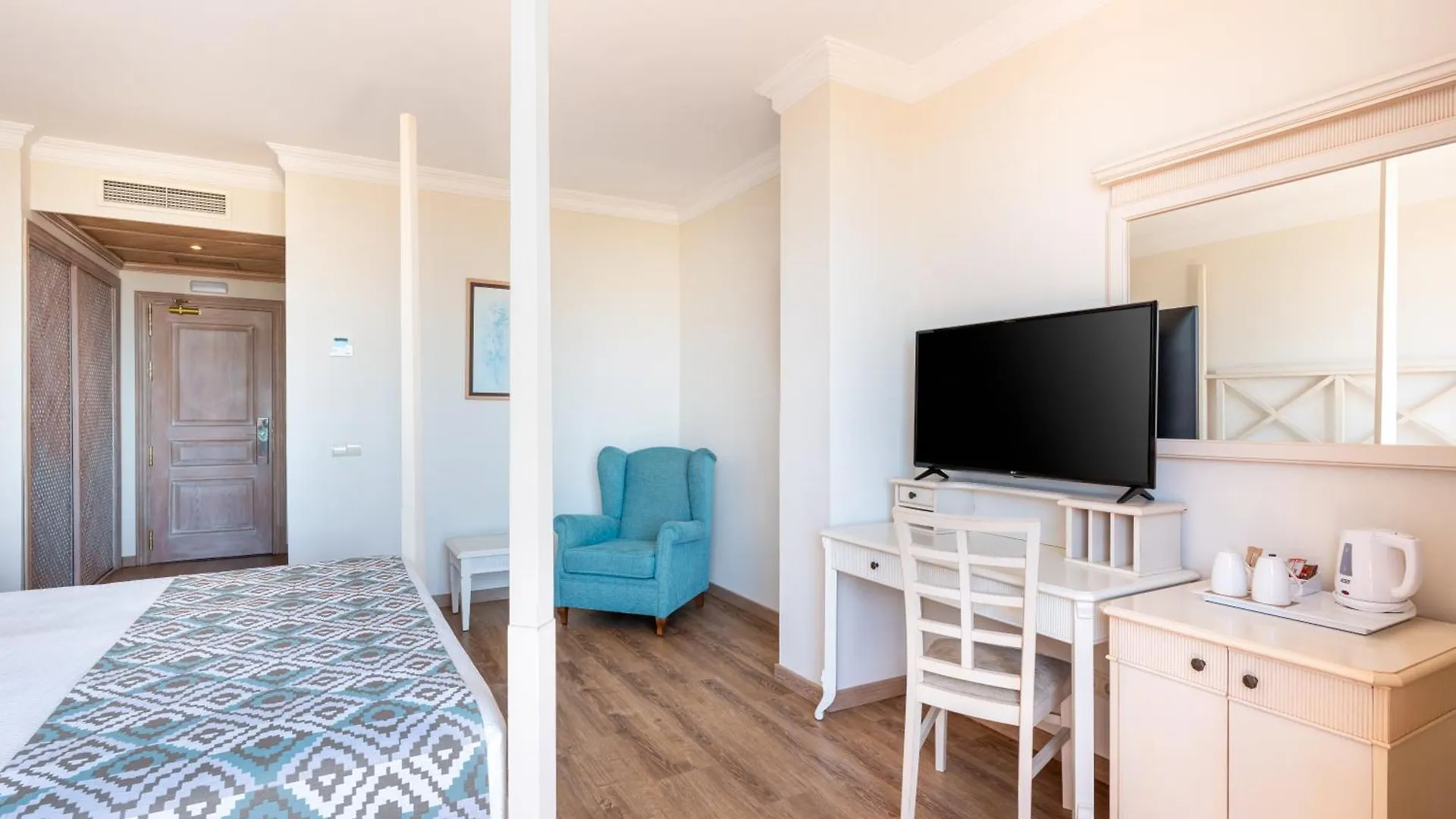 Hotel Globales Paraiso Beach Estepona