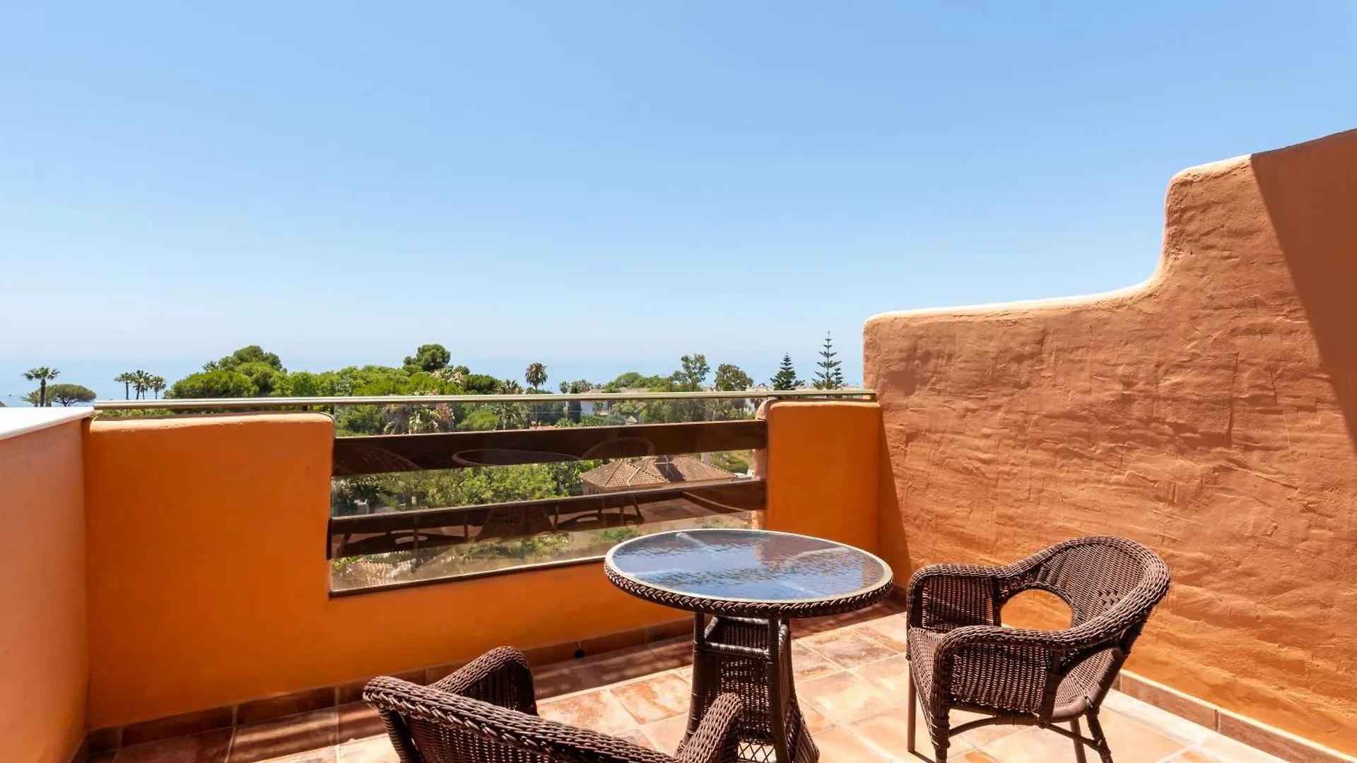 Hotel Globales Paraiso Beach Estepona
